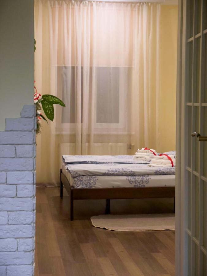 Homey Apartment On Vicheva Str. Lviv Buitenkant foto